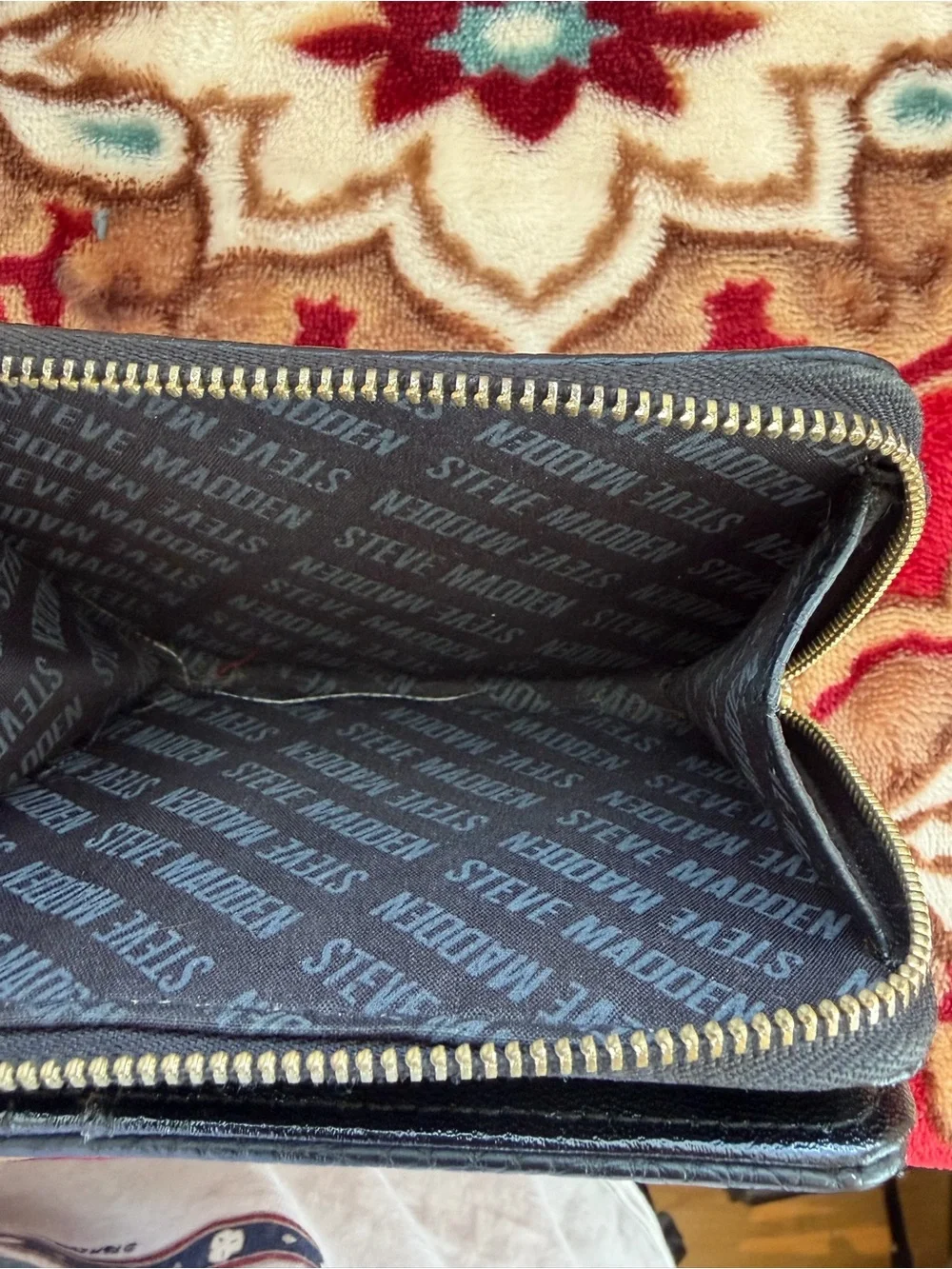Steve Madden Black Textured Leather Zip Wallet with Gold Logo